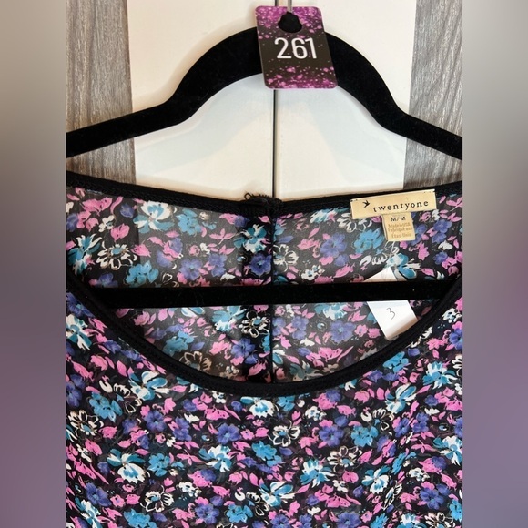B3.36 Forever 21 Floral Sheer Top Button Down Back M - Picture 3 of 6